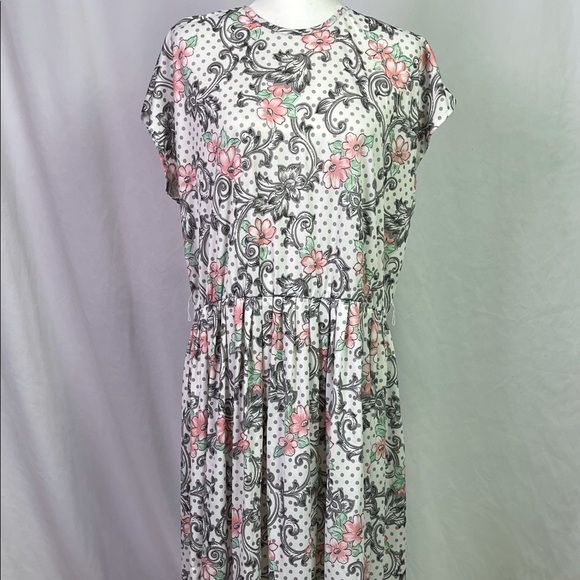 Vintage Dresses & Skirts - Vintage Floral Spring Dress Size 18.5”